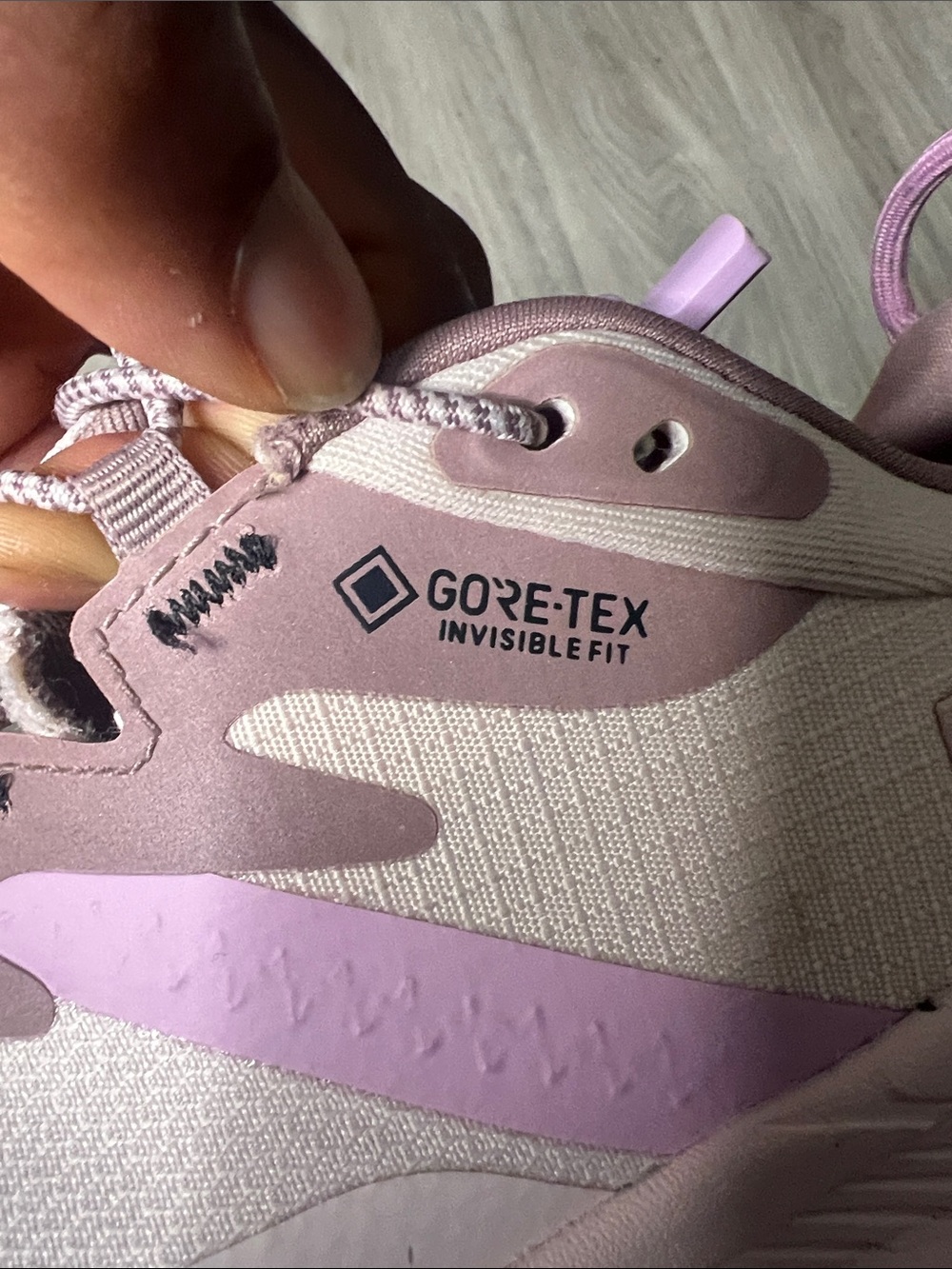 Hoka One One Women's Pale Pink Athletic Sneakers with Lavender Accents (8.5) - Picture 14 of 14